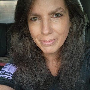 Meet your Posher, Stacy